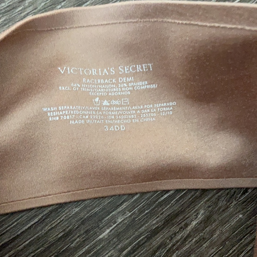 VS ‘Incredible’ Racerback Bra - Picture 5 of 5